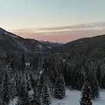 зелениця ロッジ *